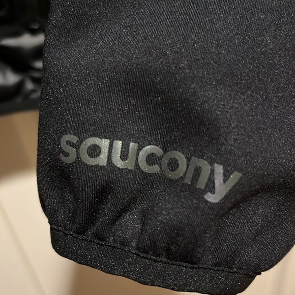 SAUCONY WOMEN'S BOULDER OYSTERPUFF JACKET XS in black - Picture 3 of 14